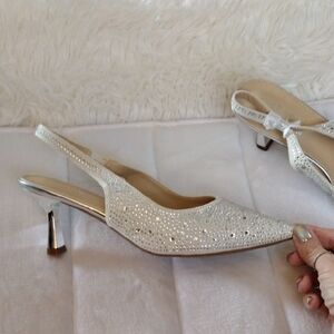 Rouge Helium Sparkling White/ Silver Slingback Heels